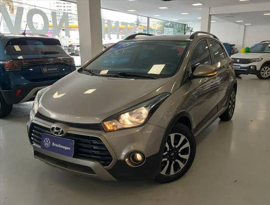 HYUNDAI HB20X 1.6 16V STYLE FLEX 4P MANUAL HYUNDAI HB20X 1.6 16V STYLE FLEX 4P MANUAL
